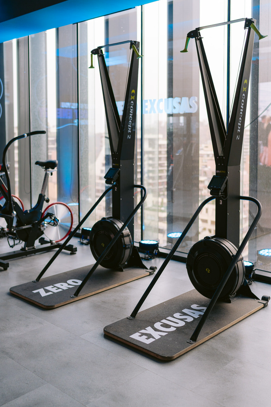 Red Bull RB Zero — bicicletas zero excusas ventanal