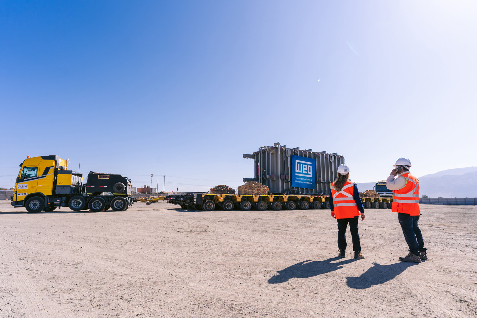 WEG Transformador Antofagasta — transformador remolque trabajador