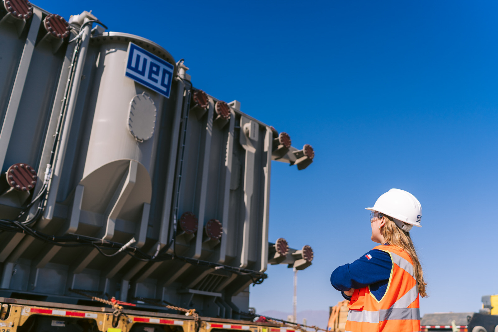 WEG Transformador Antofagasta — transformador trabajadora epp 2