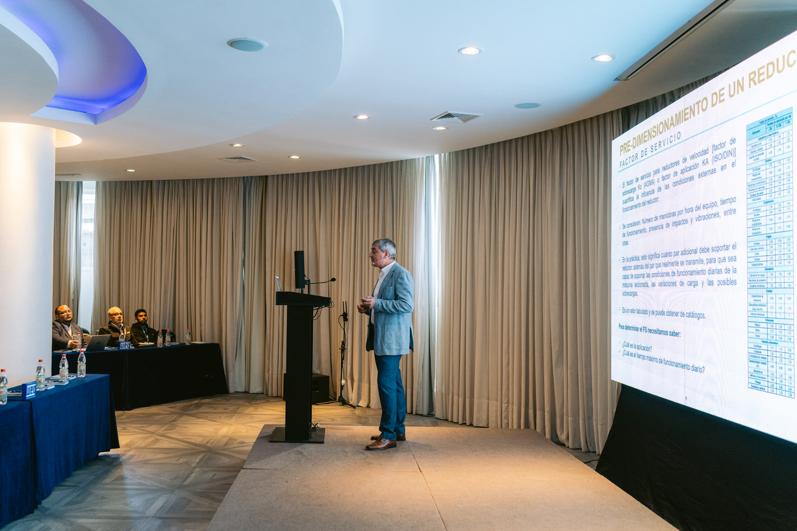 Ponente lateral Seminario WEG Antofagasta