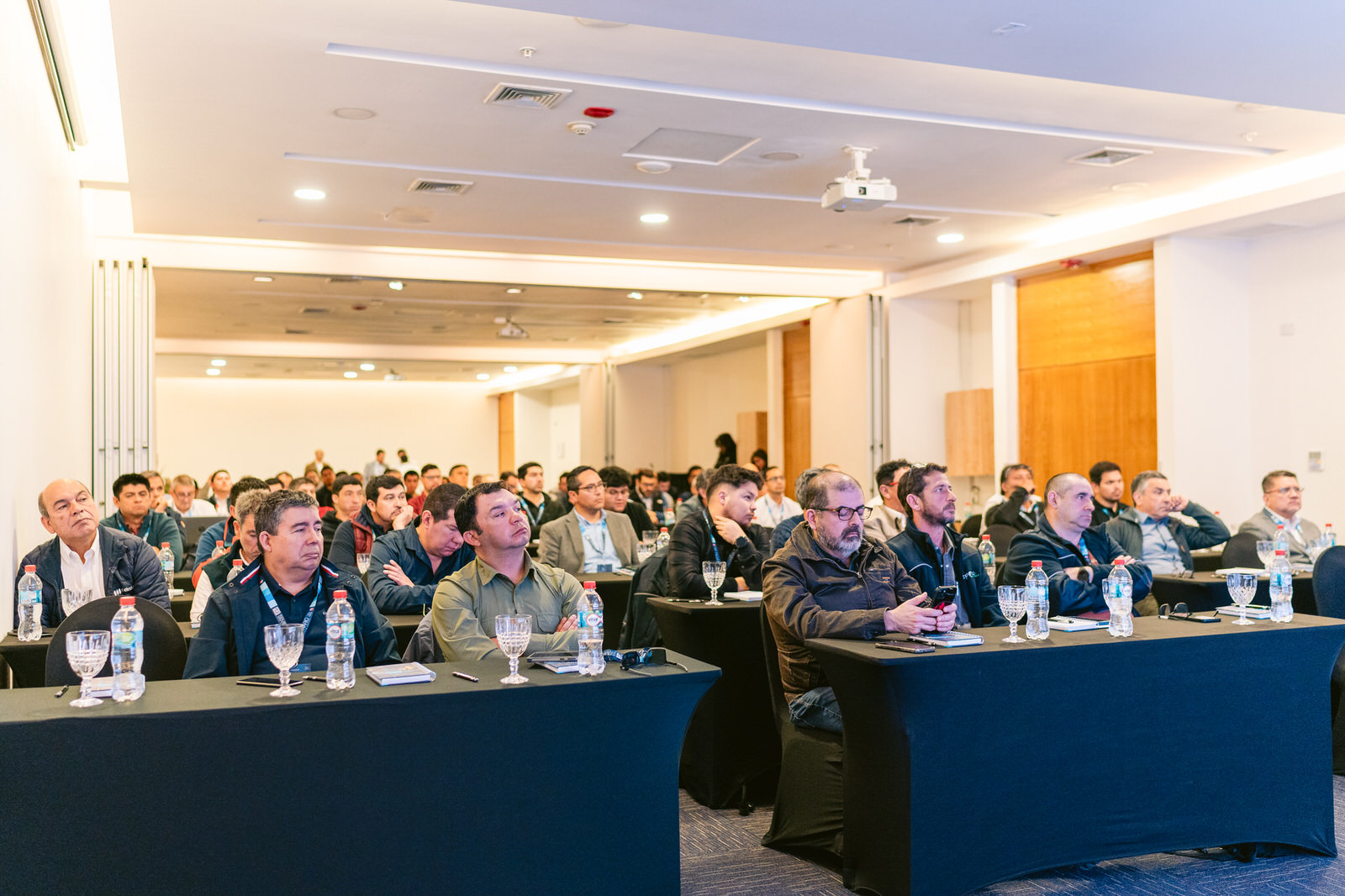 Público vista general Seminario WEG Concepción